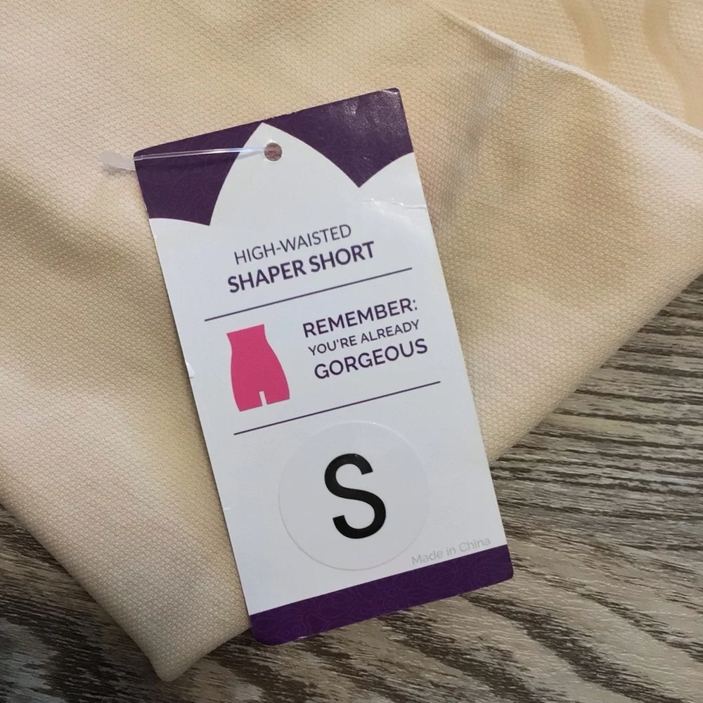 Empetua nude high